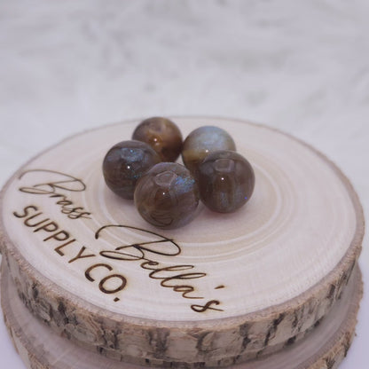16mm - Galaxy - Cocoa